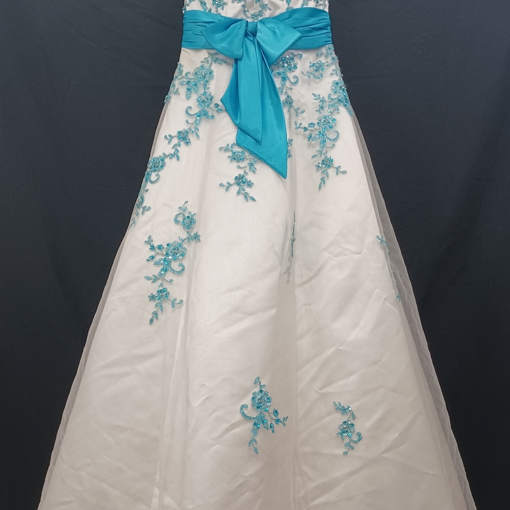Cinderella style blue and white Privada size 4 dress